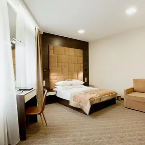hotel-natalia-18.hotelslviv.net/