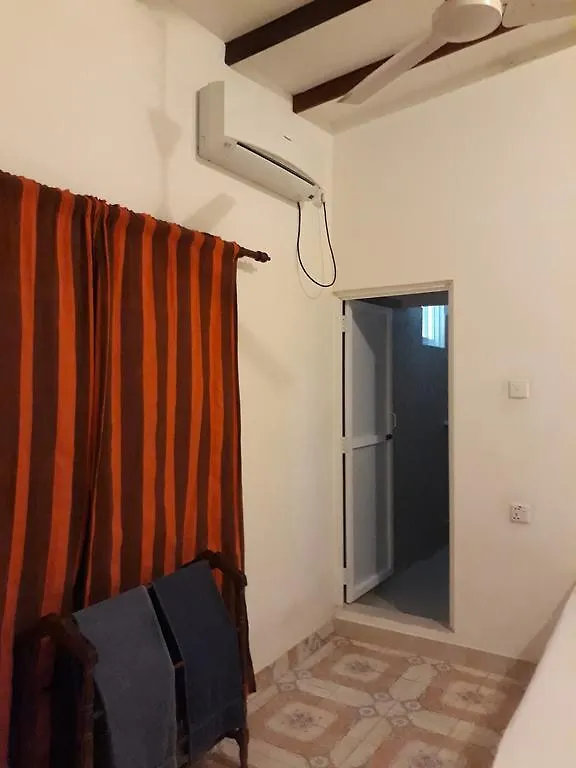 Anicia Beach House Negombo Guest house